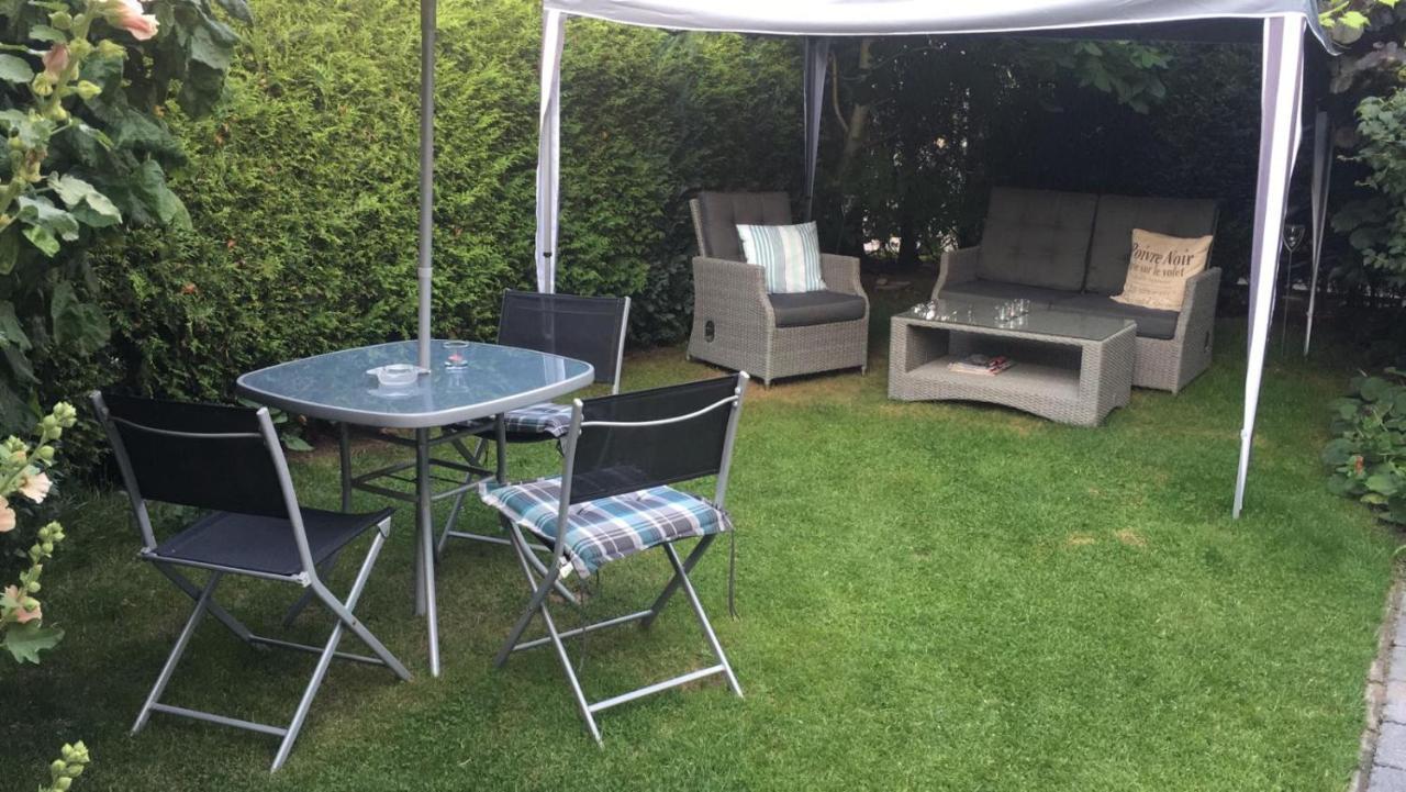 Appartement Im Gruenen Scharbeutz Esterno foto